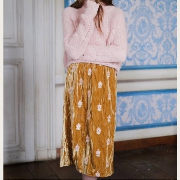 Anthropologie Louise MISHA velvet embroidered flowers gold...